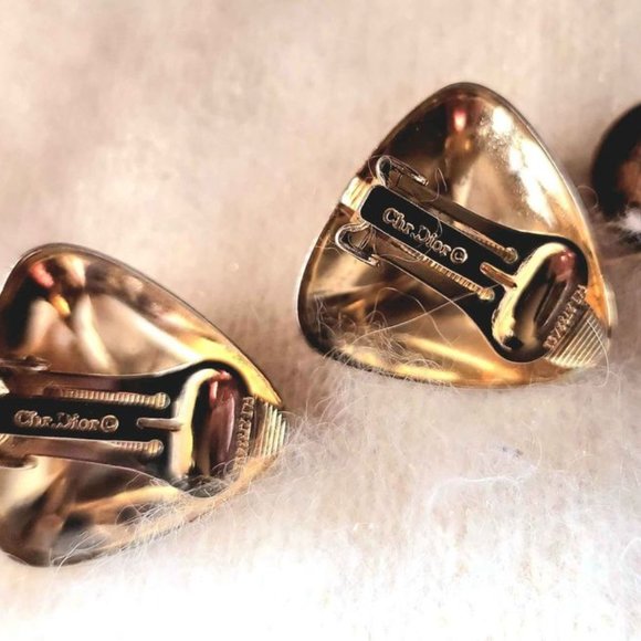 Authenticated Preowned Christian Dior Vintage Gold Tone Pyramid Clip Earring - Picture 7 of 10